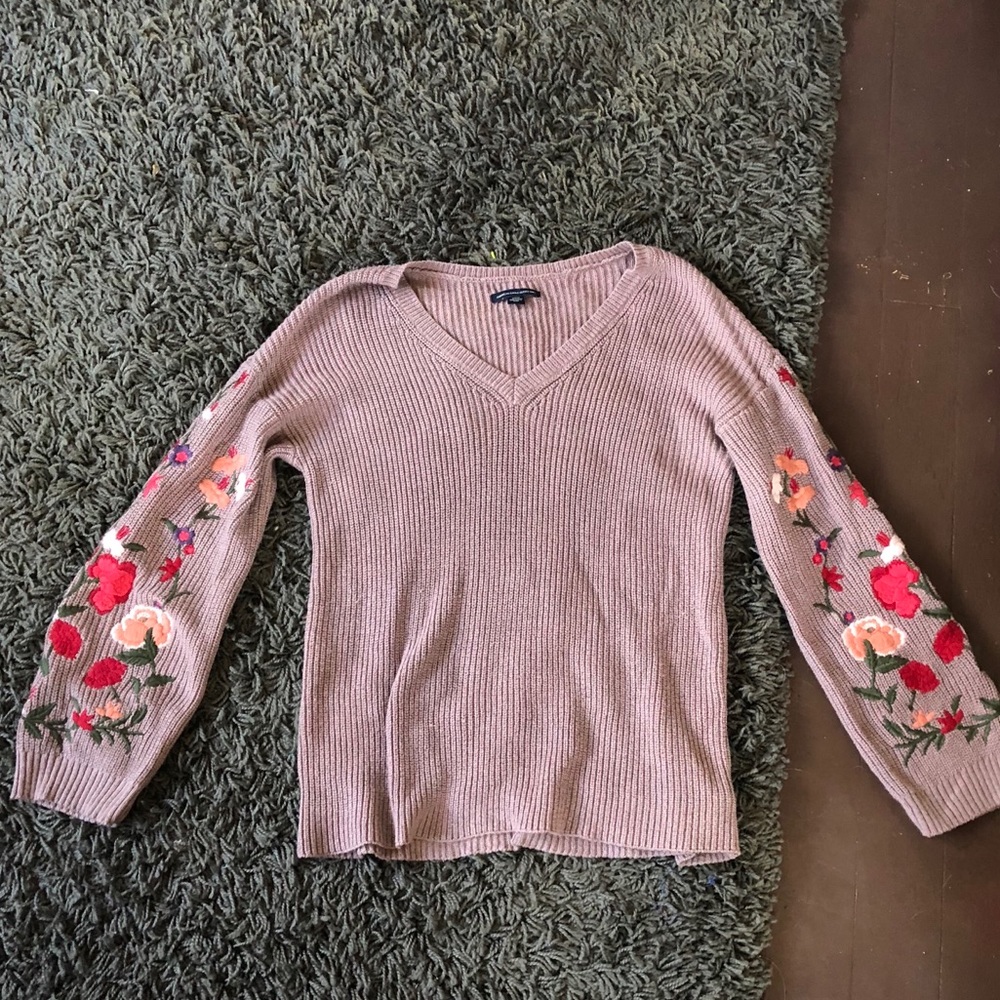 AMERICAN EAGLE FLORAL SWEATER